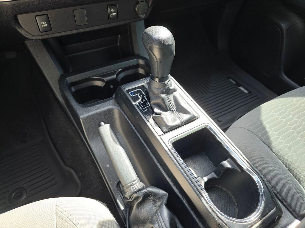 Used 2018 Toyota Tacoma SR RWD image 24