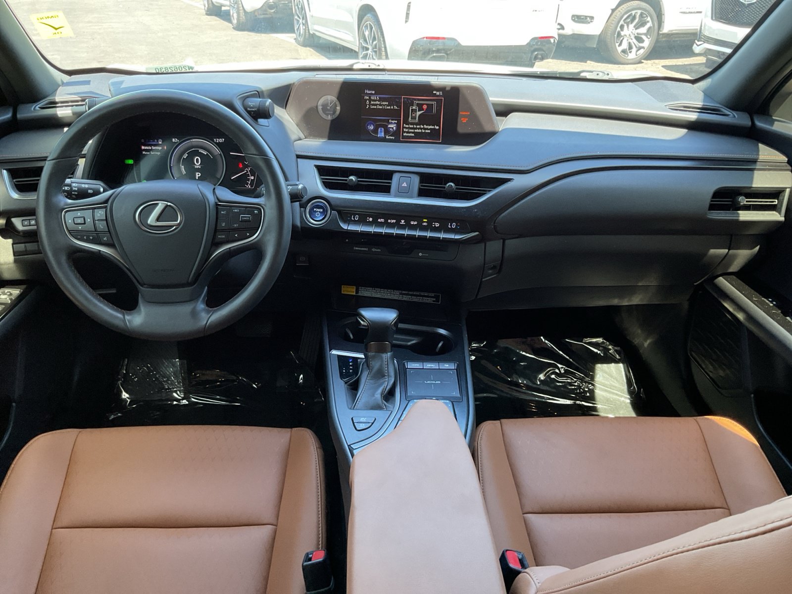 Used 2022 Lexus UX 250h w/ Accessory Package (Z2) AWD/4WD image 15