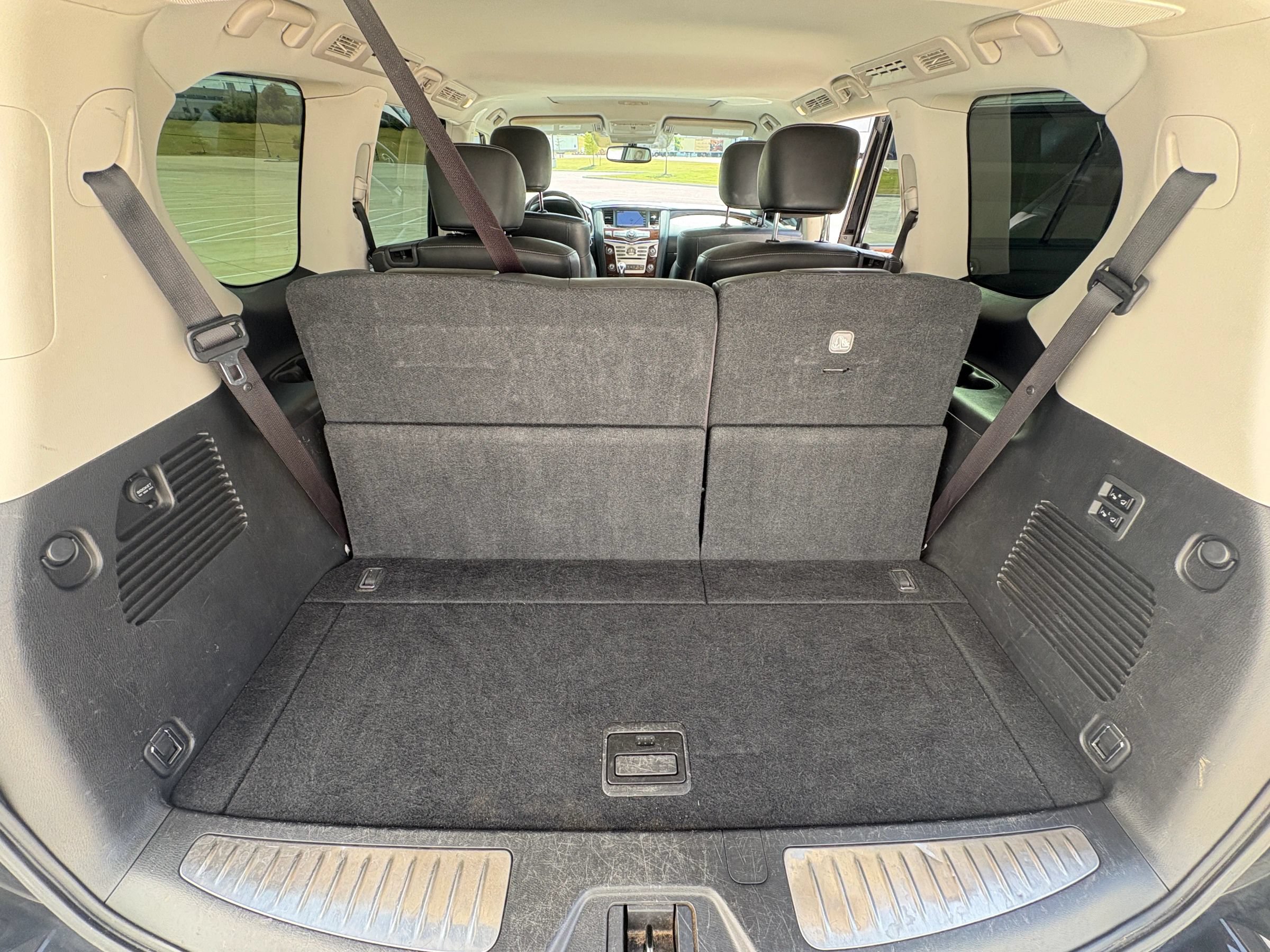 Used 2019 INFINITI QX80 Luxe AWD/4WD image 39
