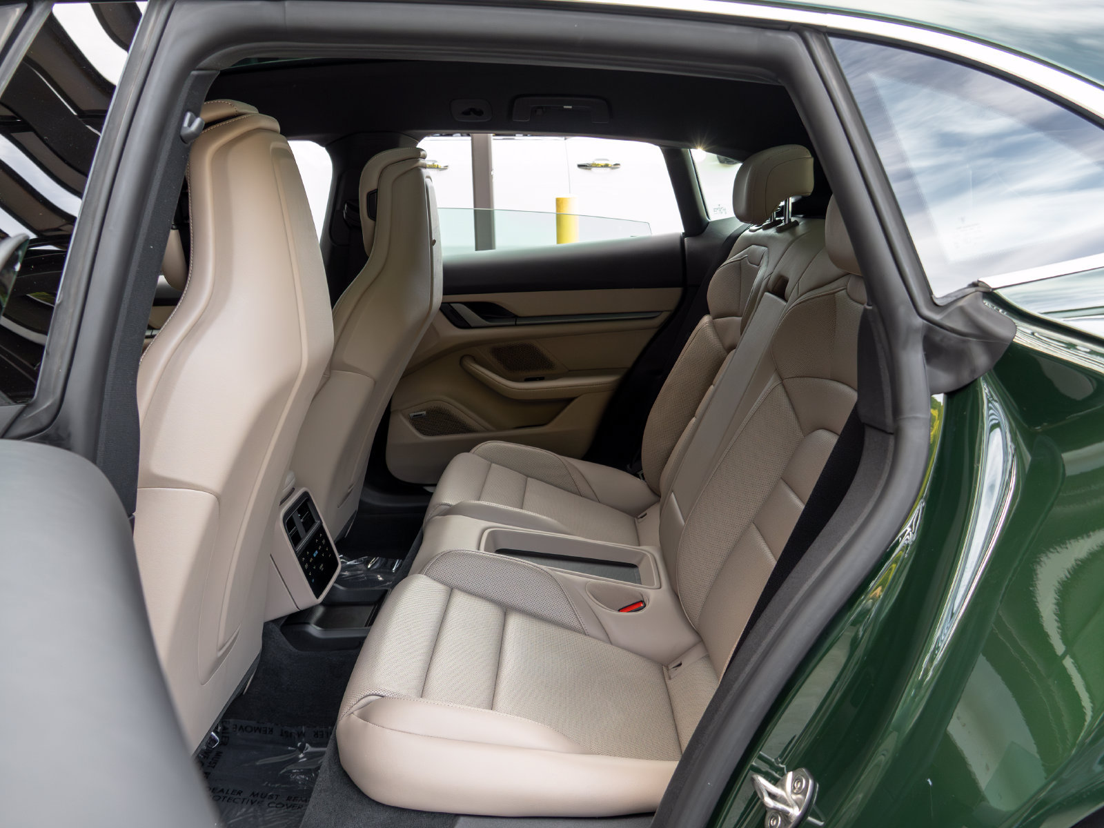 Certified 2025 Porsche Taycan 4S AWD/4WD image 44