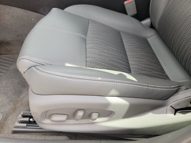 Used 2018 Chevrolet Impala LS image 18