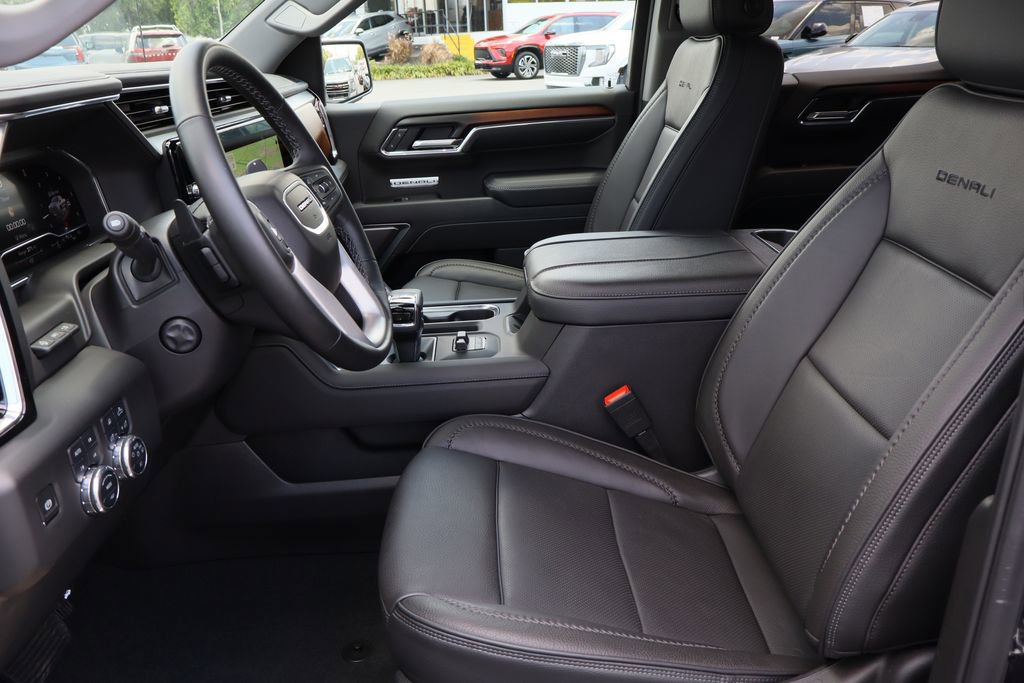 Used 2025 GMC Sierra 1500 Denali w/ Denali Reserve Package AWD/4WD image 23