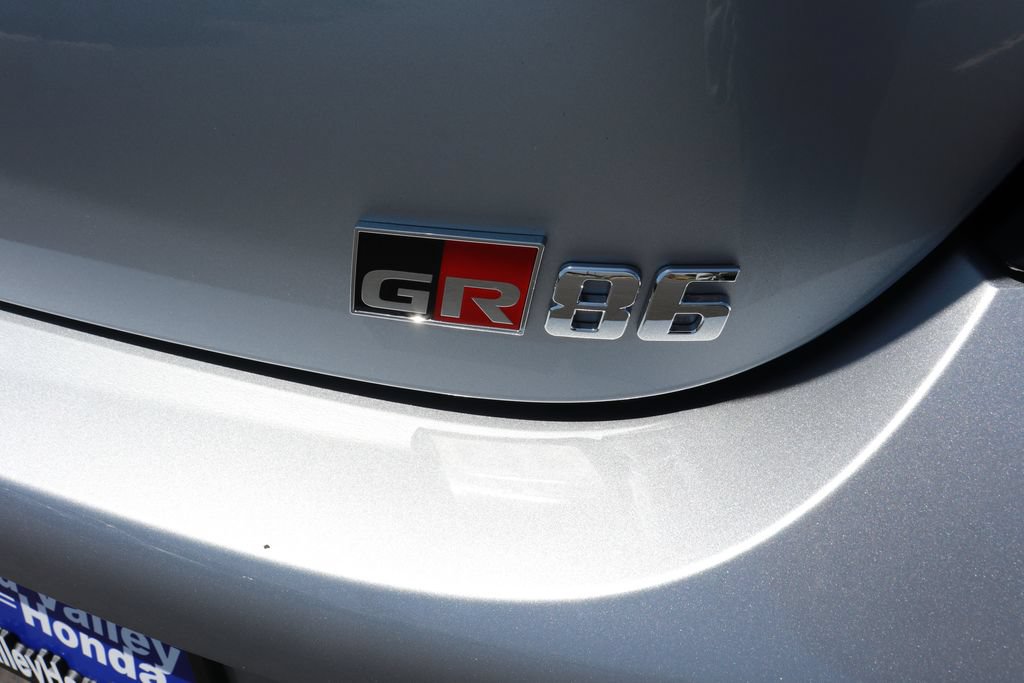 Used 2025 Toyota GR86 Premium w/ Performance Package RWD image 6