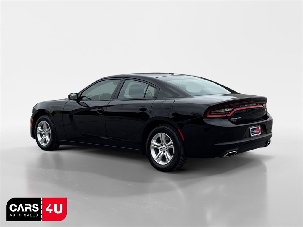 Used 2018 Dodge Charger SXT image 5