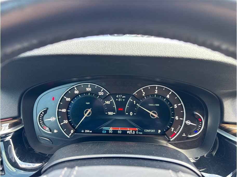 Used 2018 BMW 540i RWD image 24