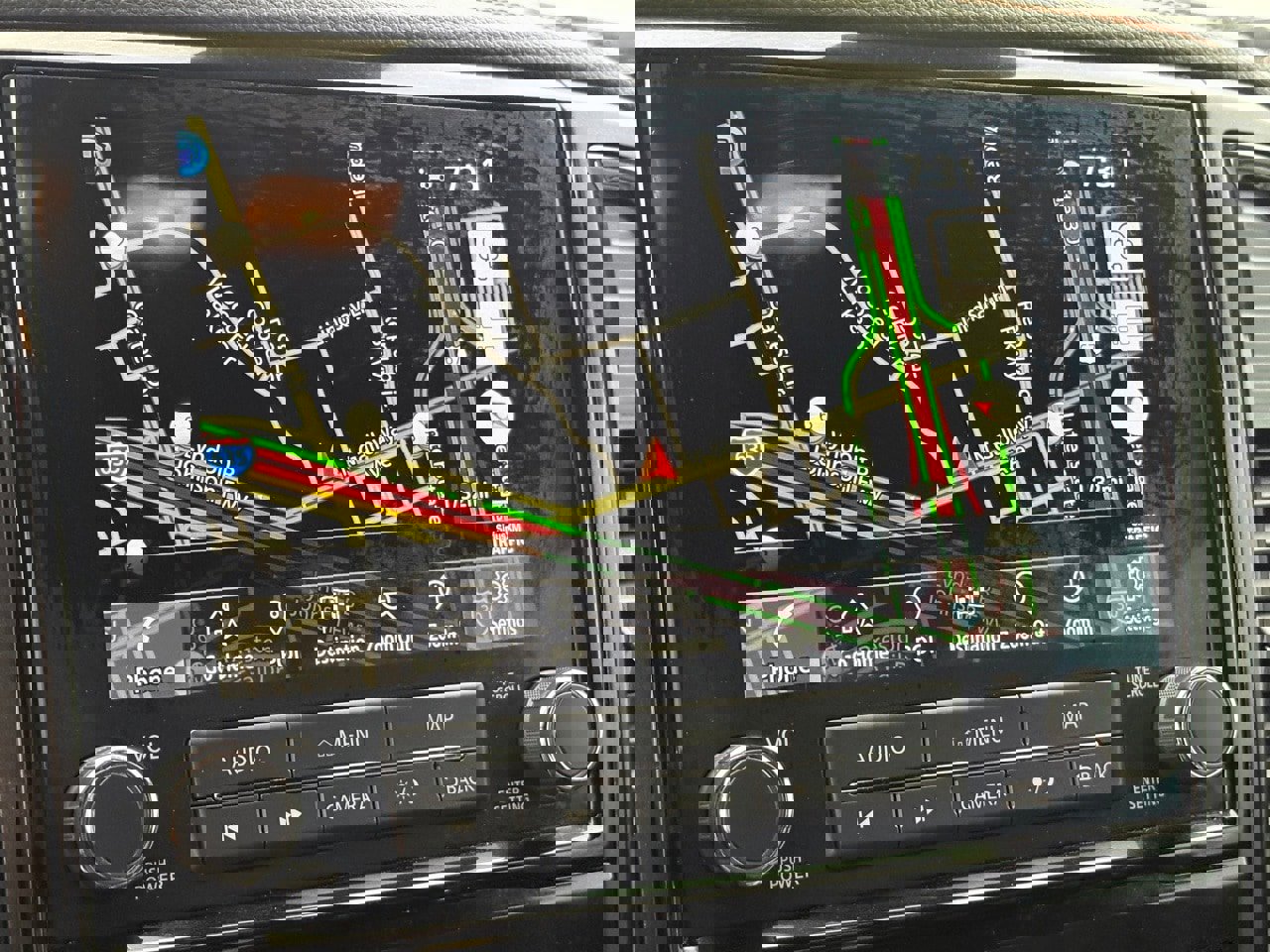 Used 2021 Nissan Titan PRO-4X w/ Pro-4x Convenience Package image 29