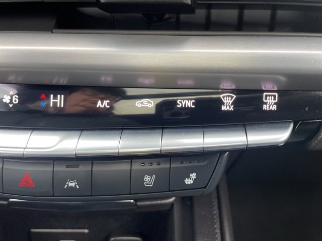 Used 2024 Cadillac XT4 Sport image 27