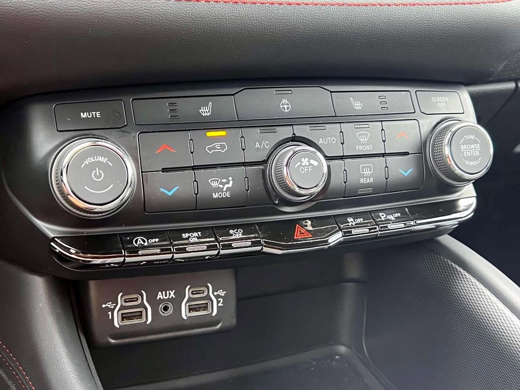 Certified 2024 Dodge Durango GT w/ Blacktop Package image 29