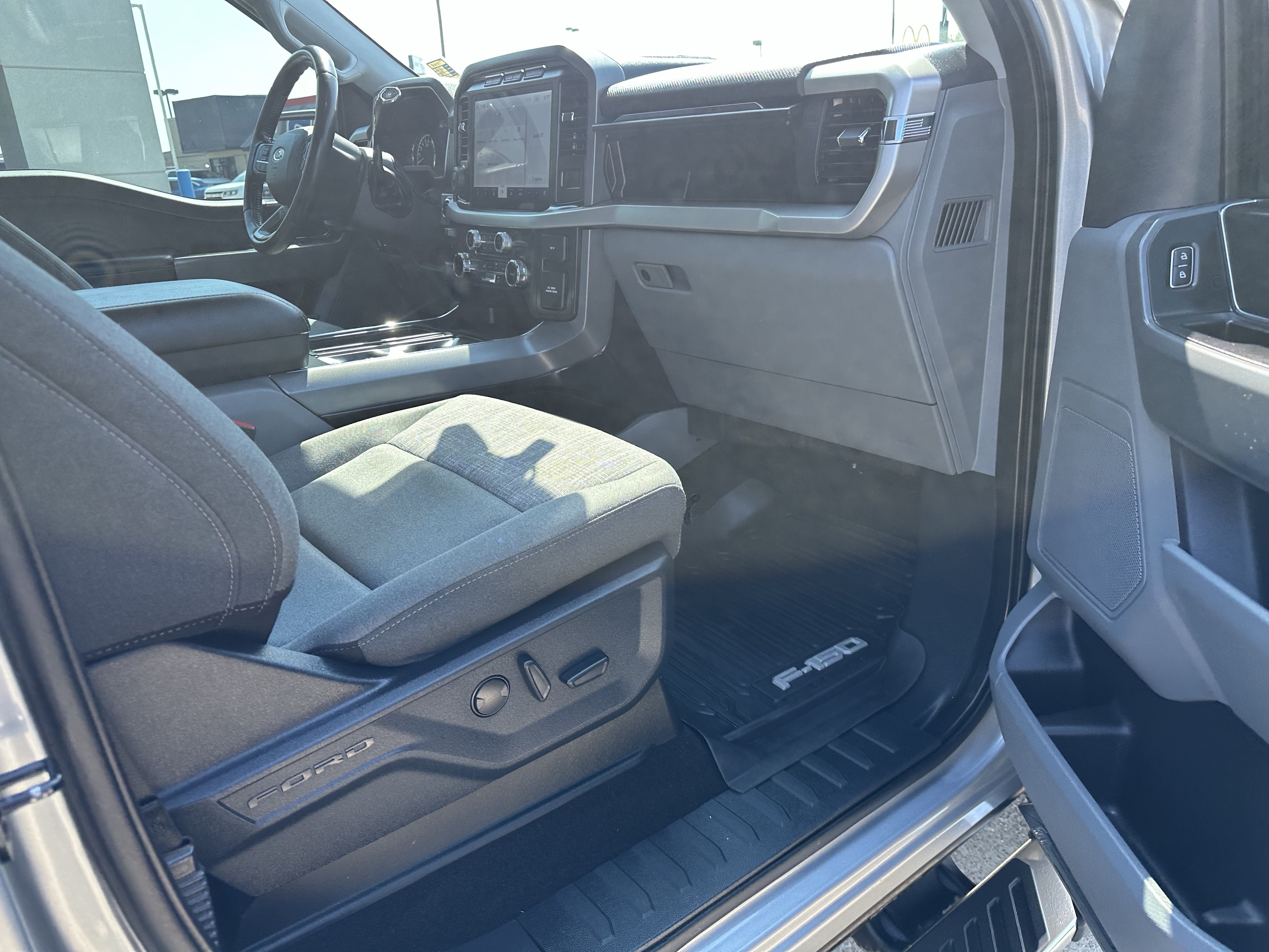 Used 2022 Ford F150 XLT w/ Equipment Group 302A High AWD/4WD image 12
