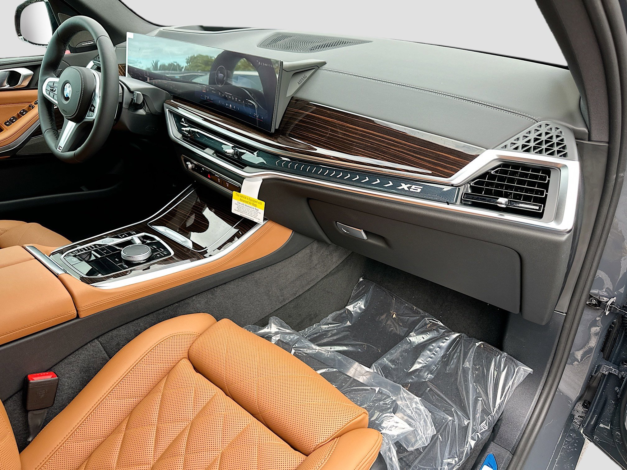 New 2026 BMW X5 xDrive40i w/ M Sport Package image 24