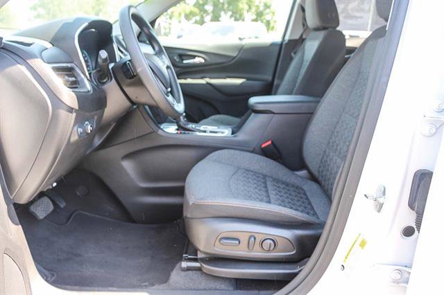 Used 2023 Chevrolet Equinox LT image 17