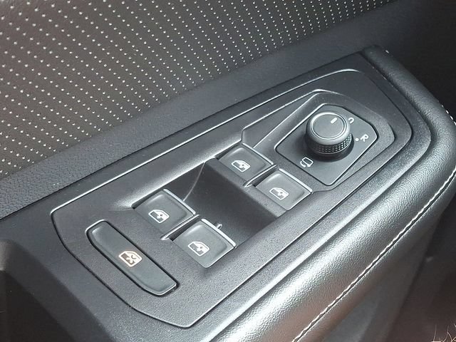 Used 2024 Volkswagen Atlas SEL Premium R-Line AWD/4WD image 26