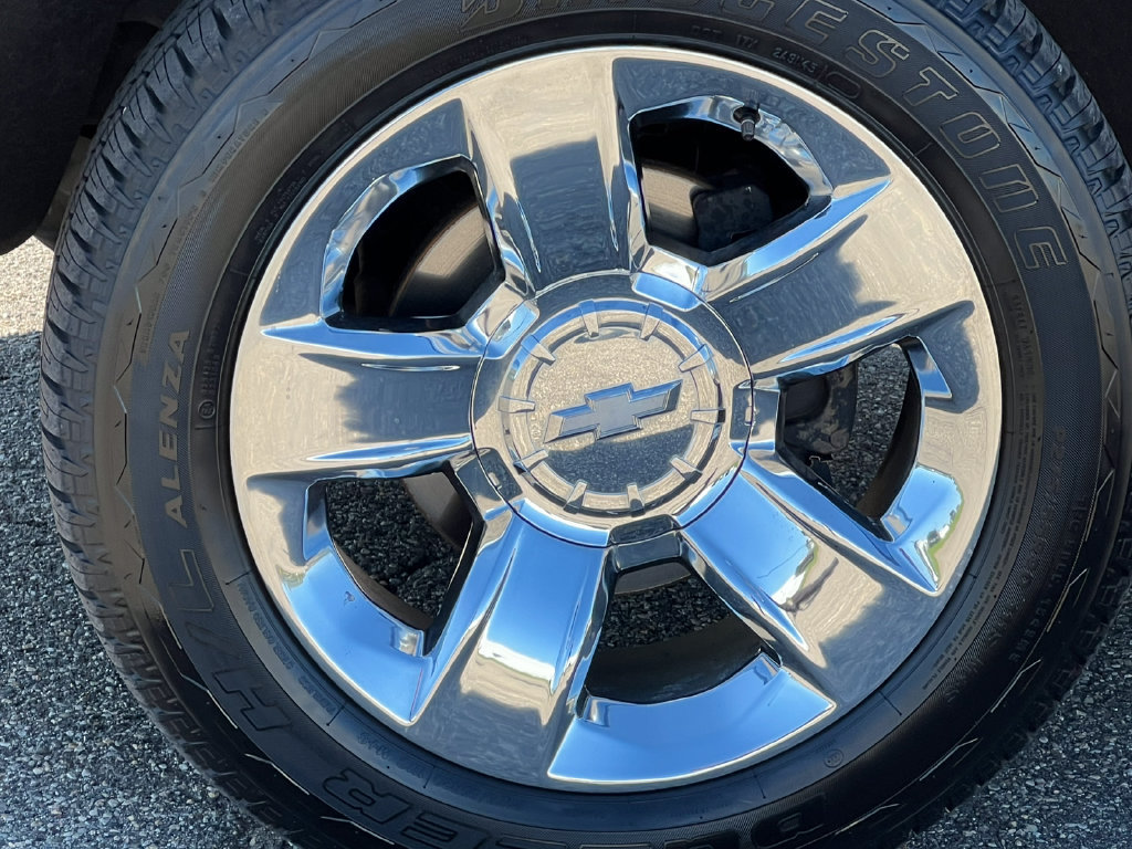 Used 2018 Chevrolet Silverado 1500 LTZ w/ Sport Package AWD/4WD image 6
