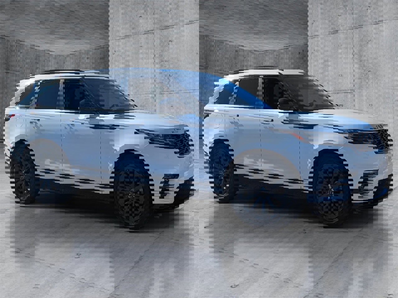 Used 2018 Land Rover Range Rover Velar R-Dynamic SE image 9