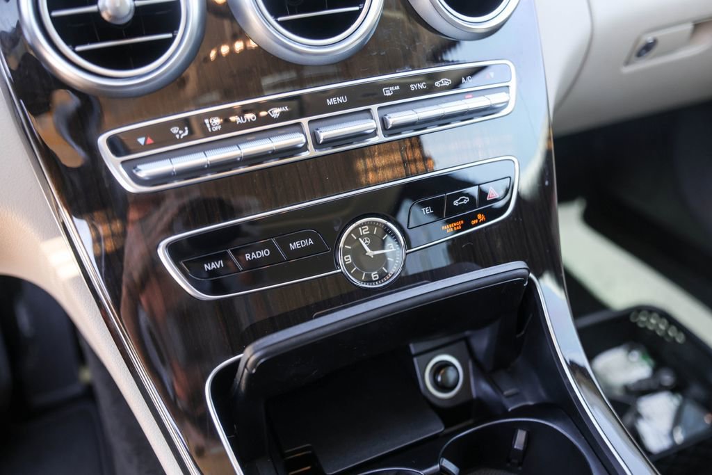 Used 2021 Mercedes-Benz C 300 Sedan image 17