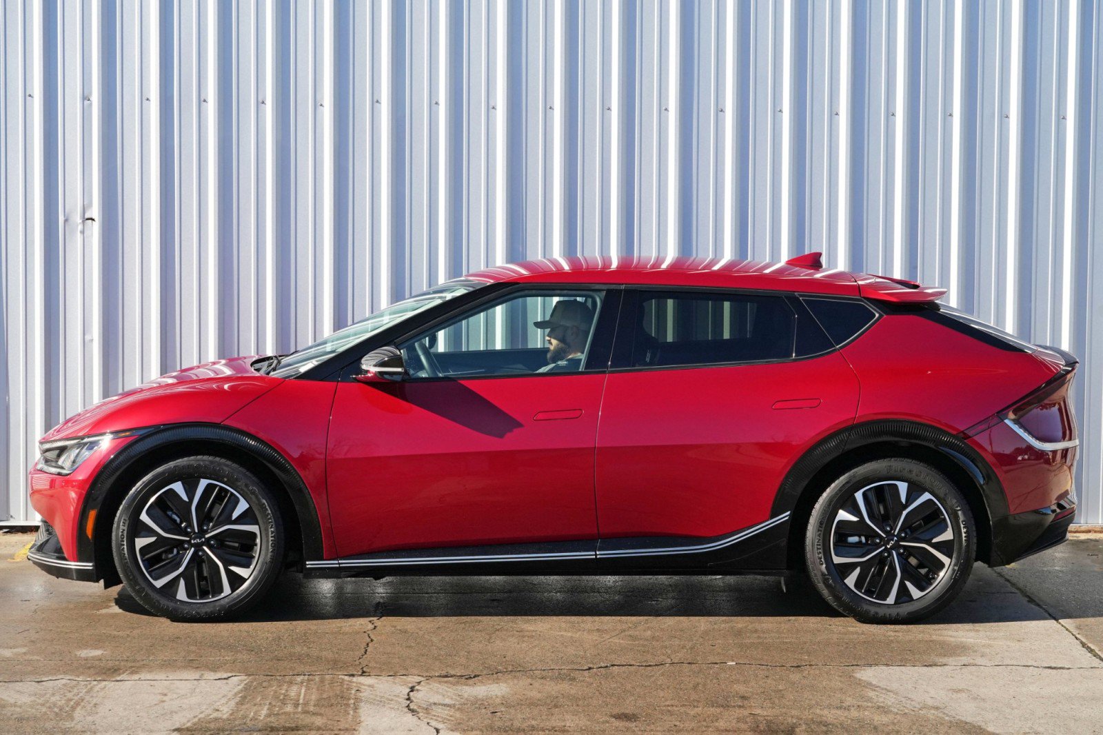 Used 2022 Kia EV6 Wind image 48