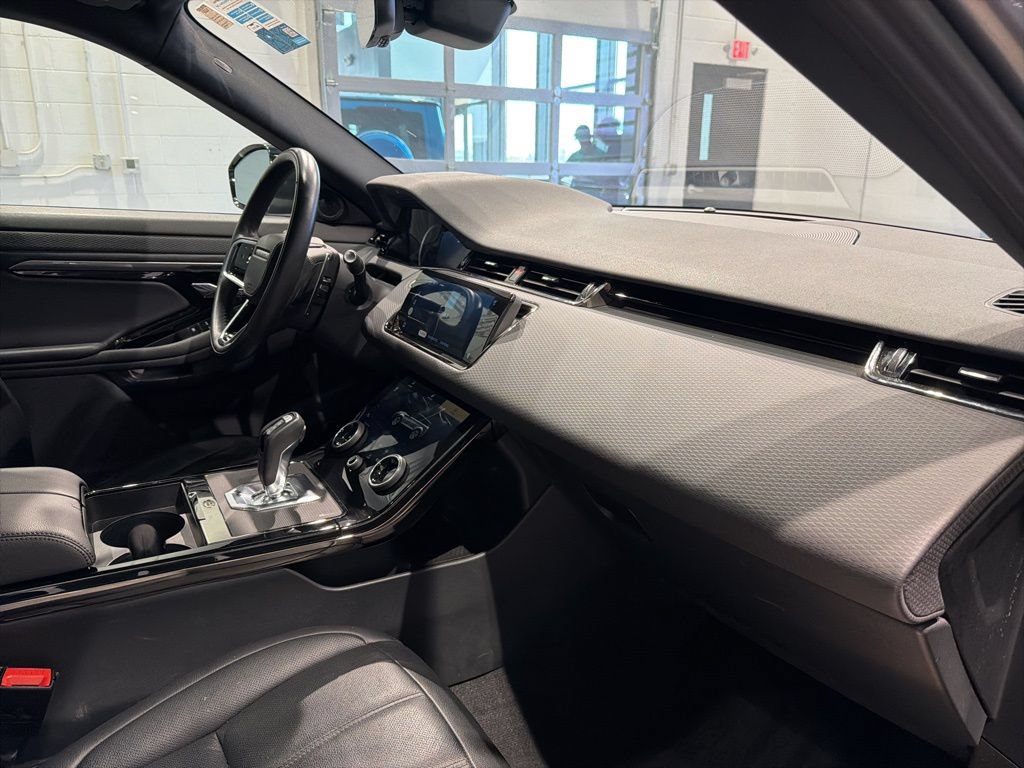 Used 2023 Land Rover Range Rover Evoque R-Dynamic S AWD/4WD image 33