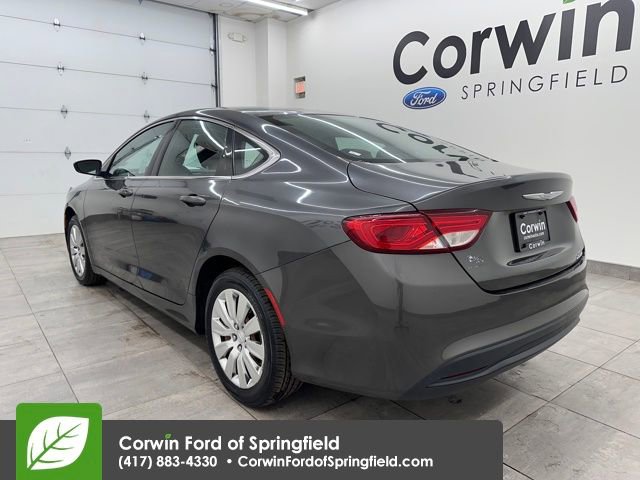 Used 2016 Chrysler 200 LX image 4