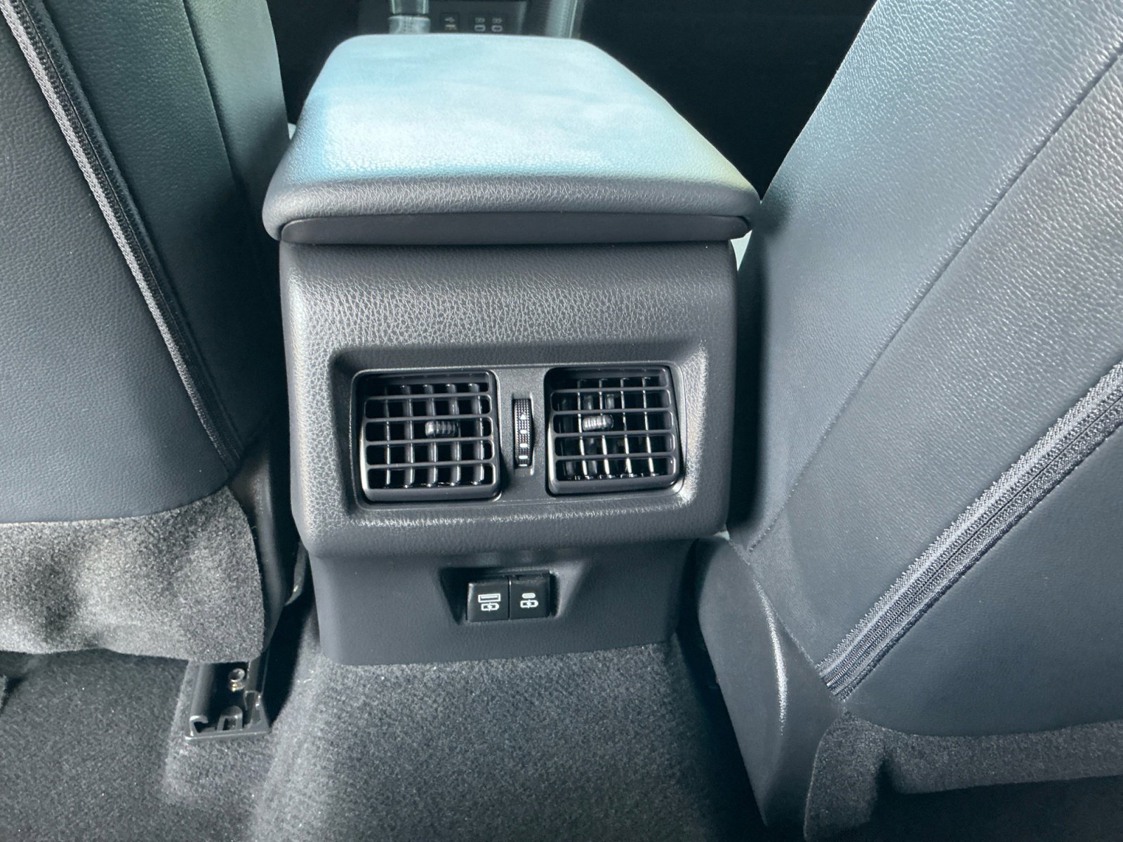 Certified 2025 Toyota Camry SE w/ Multimedia Upgrade Package FWD image 32