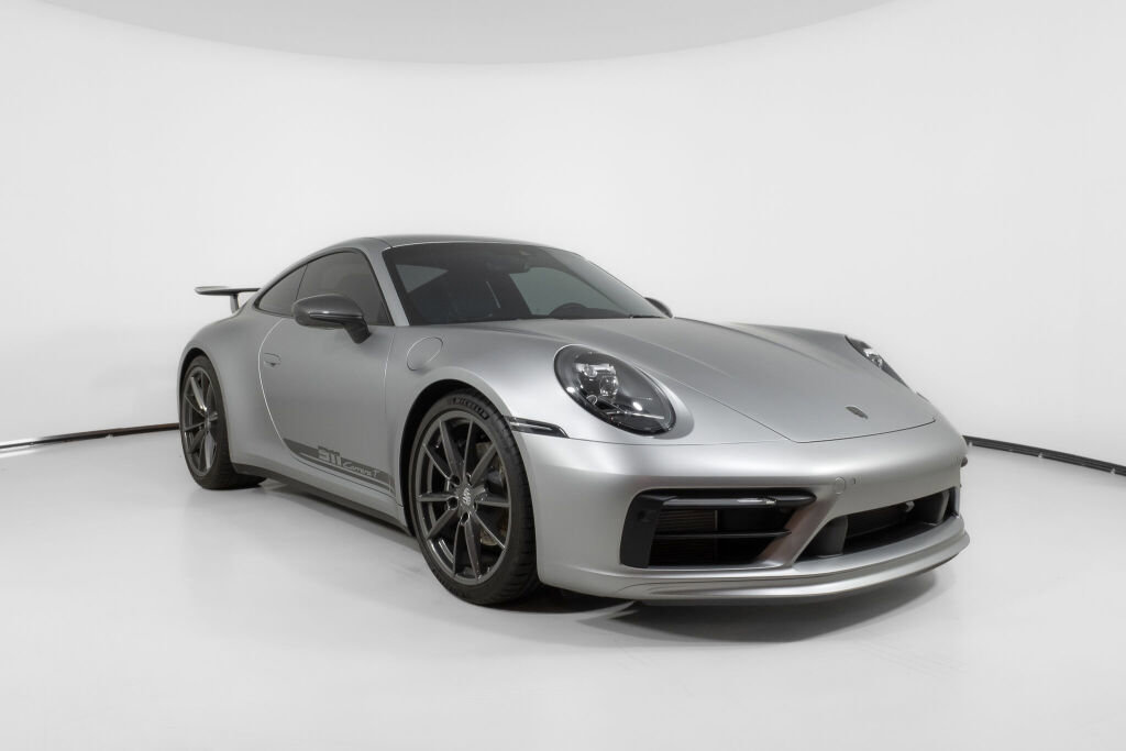 Used 2024 Porsche 911 Carrera T image 11