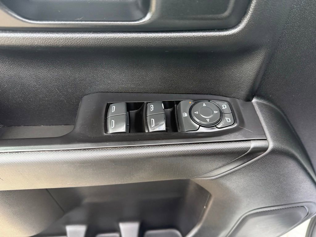 Used 2020 Chevrolet Silverado 1500 Custom w/ Custom Value Package image 26