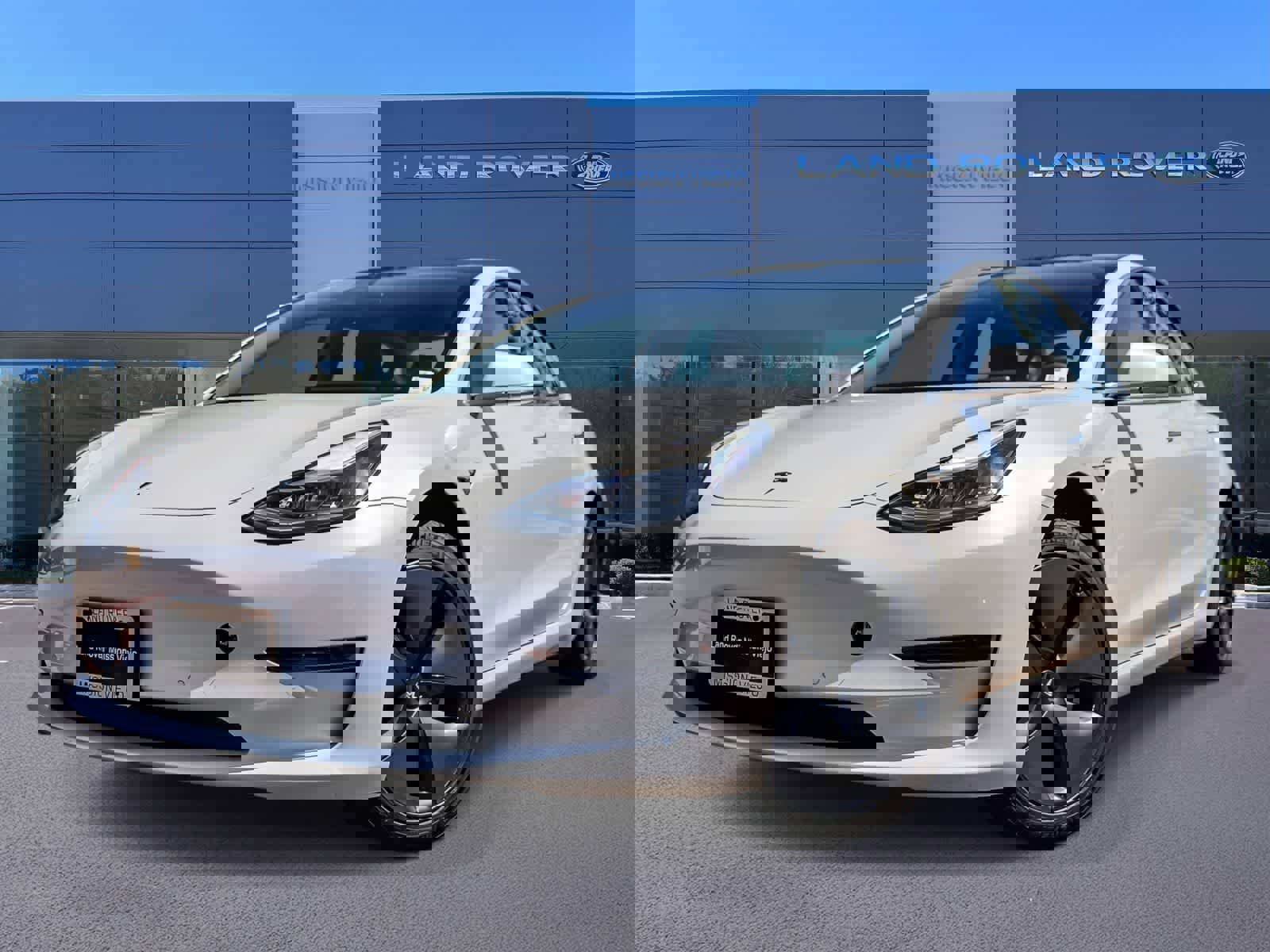 Used 2020 Tesla Model 3 Standard Range Plus RWD image 1