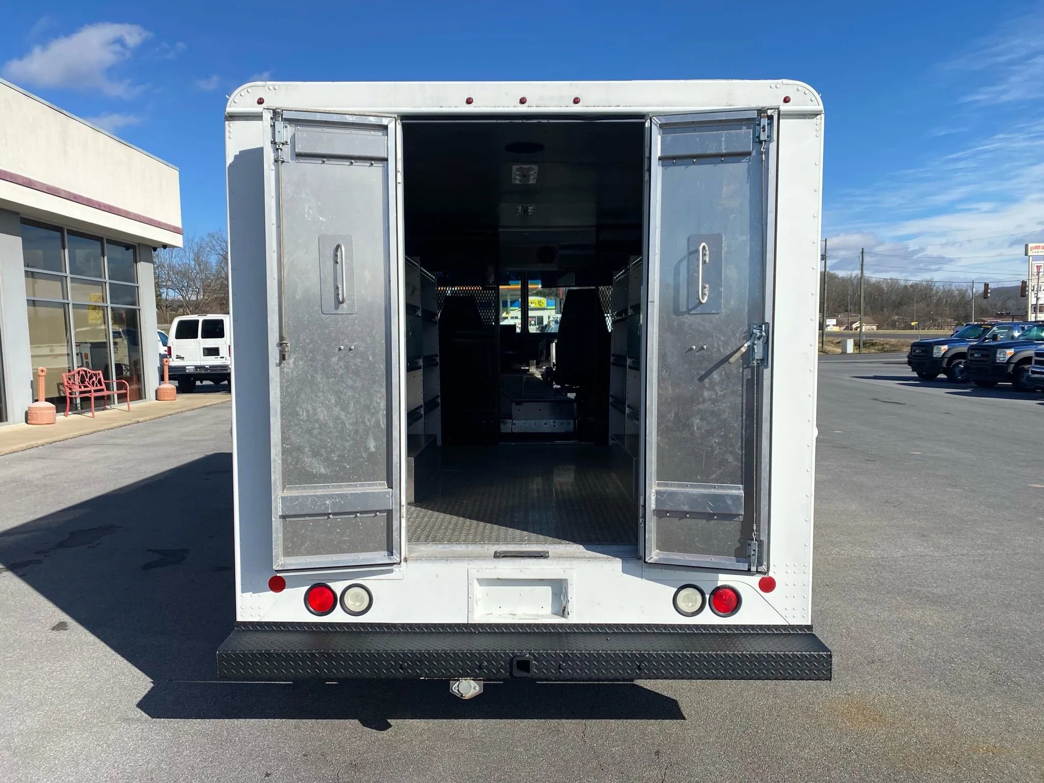 Used 2014 Ford E-350 and Econoline 350 Super Duty w/ A/C Prep Package RWD image 16