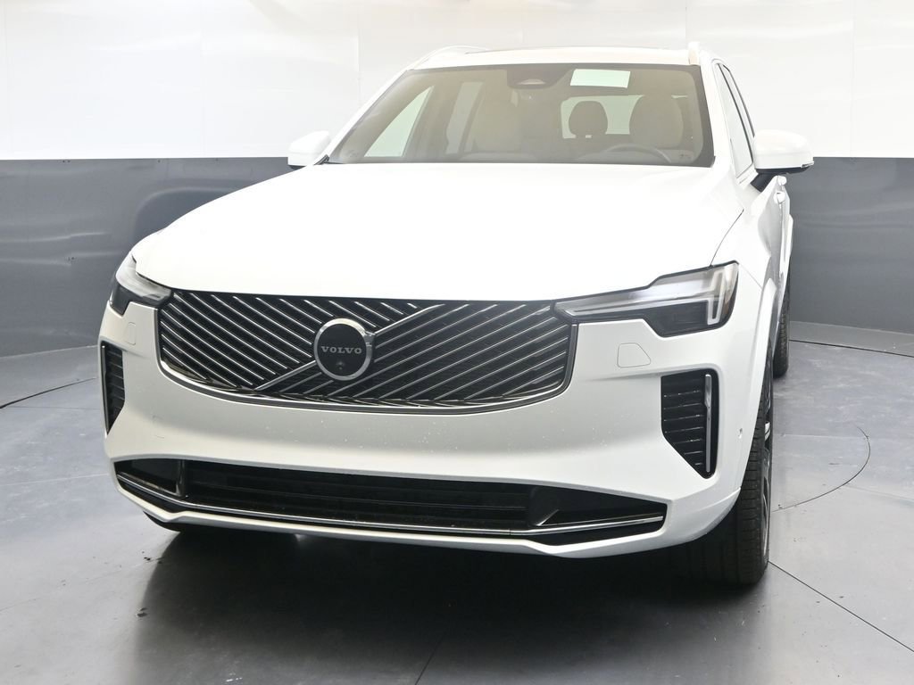 New 2026 Volvo XC90 B6 Plus w/ Protection Package Premier