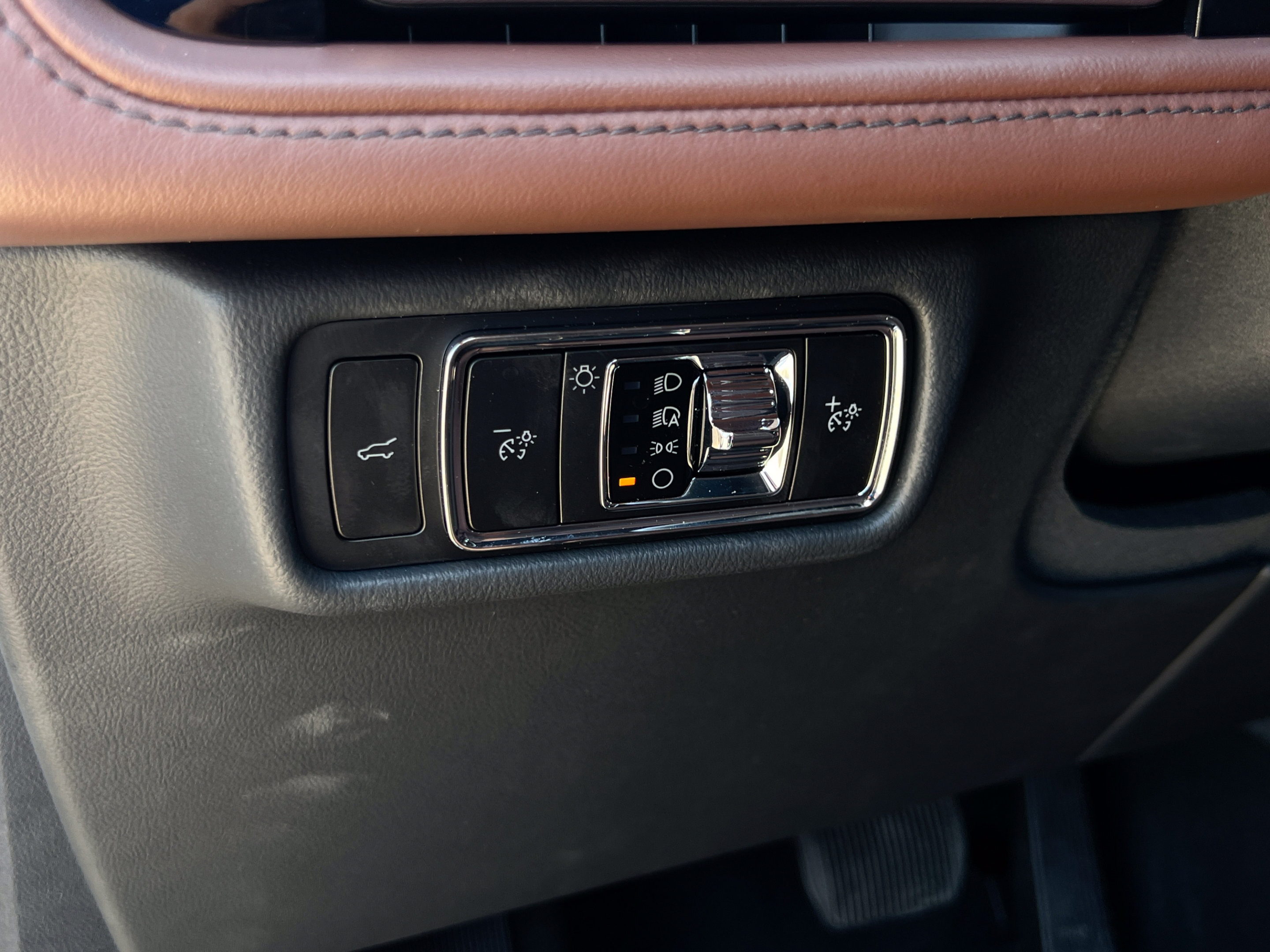 New 2026 Lincoln Aviator Reserve w/ Luxury Package RWD image 11