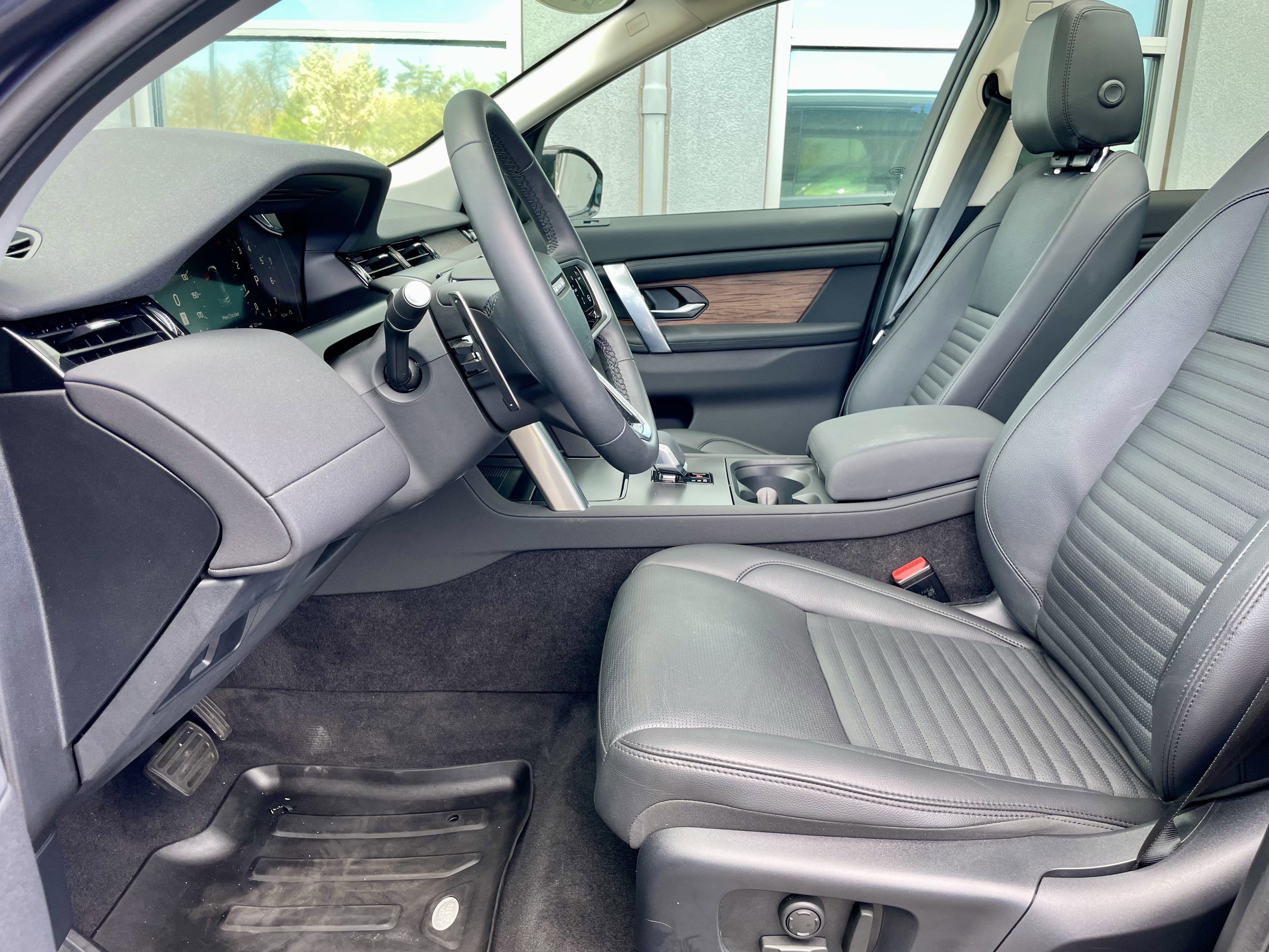 Certified 2024 Land Rover Discovery Sport S image 14