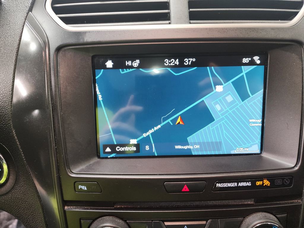 Used 2018 Ford Explorer XLT w/ Equipment Group 202A image 19