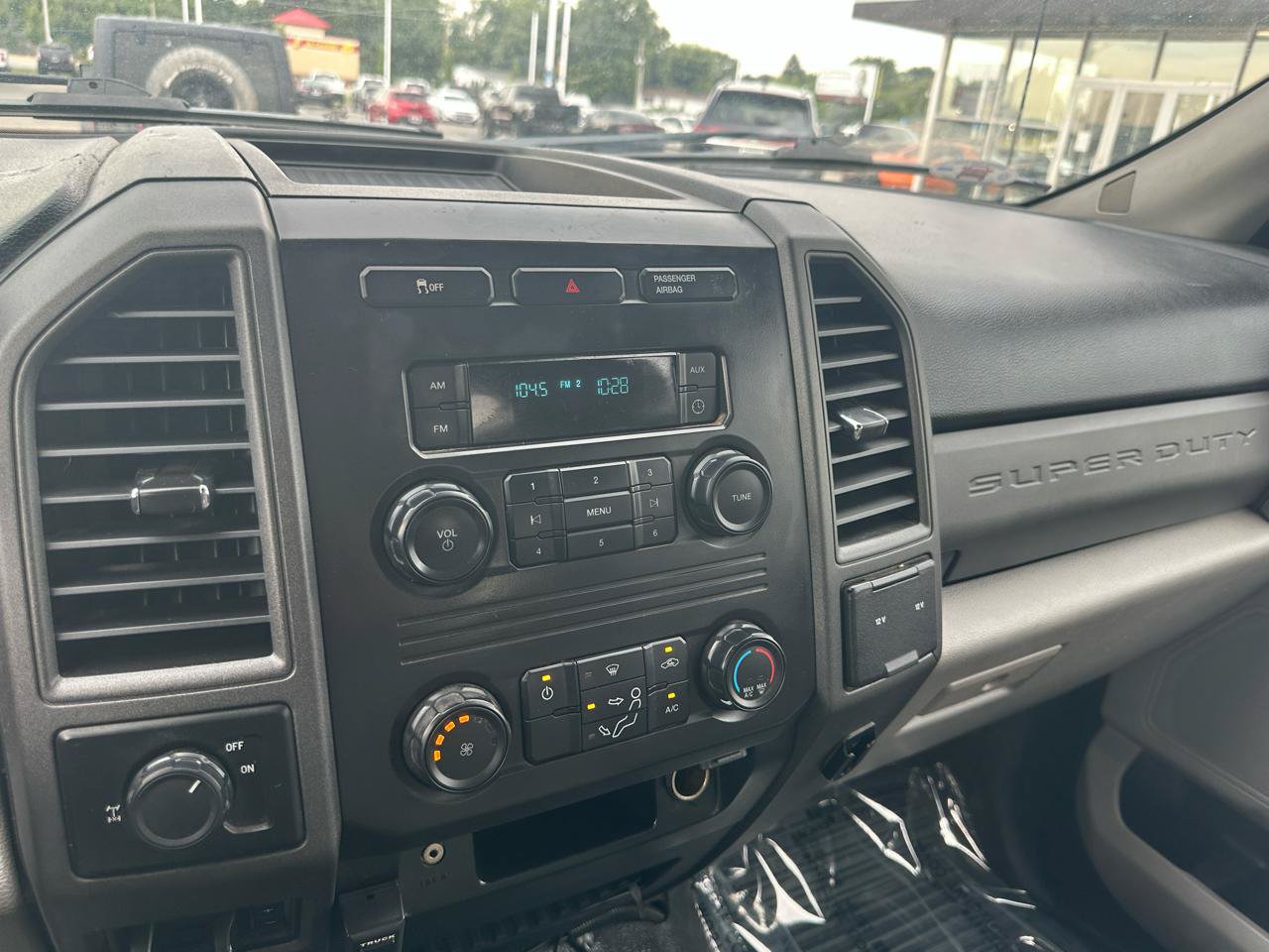 Used 2017 Ford F250 XL w/ XL Decor Group AWD/4WD image 33