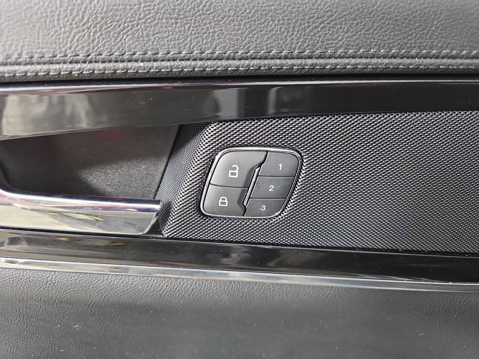 Used 2022 Lincoln Nautilus Reserve image 50