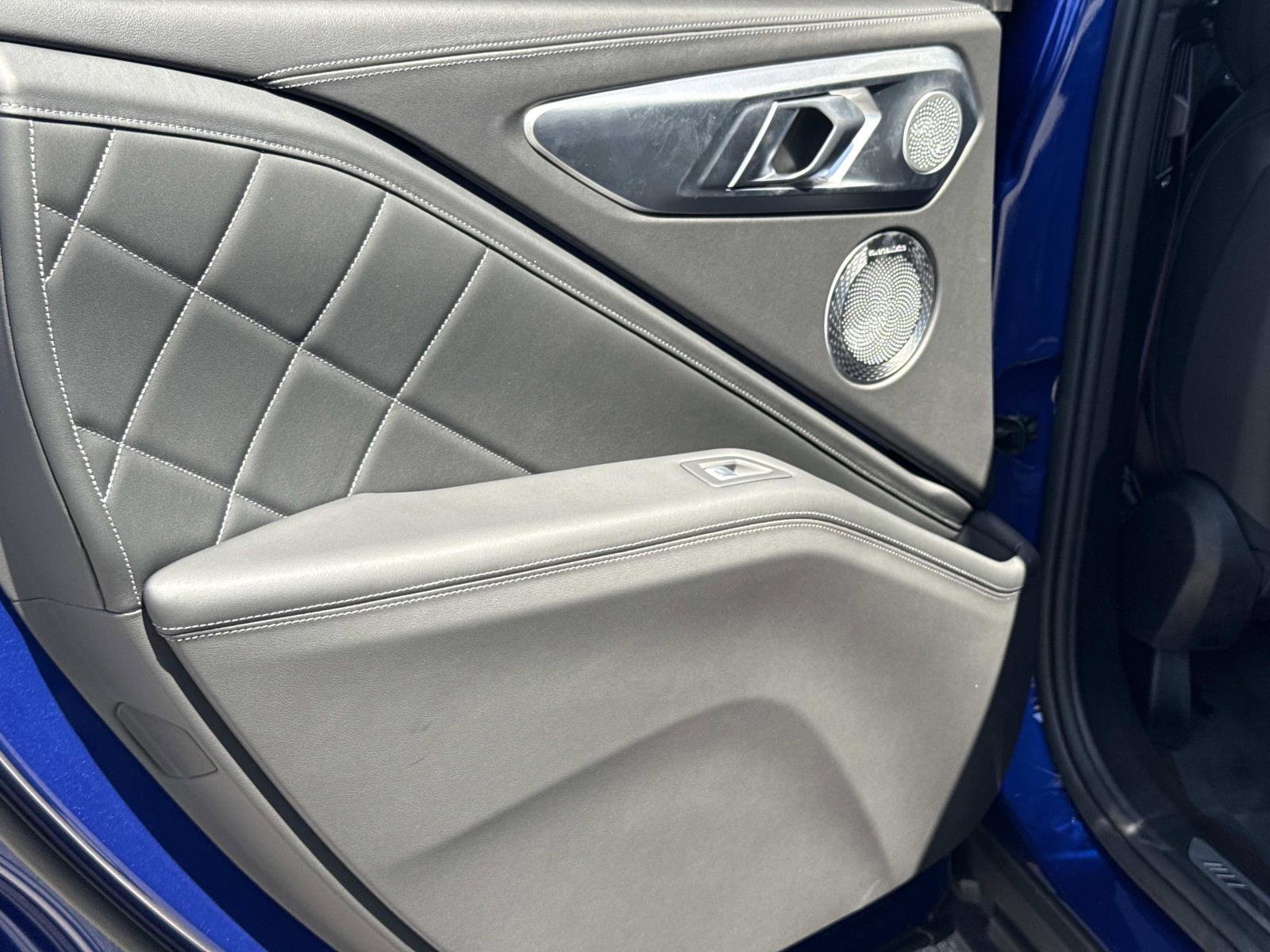 Used 2025 BMW XM image 13