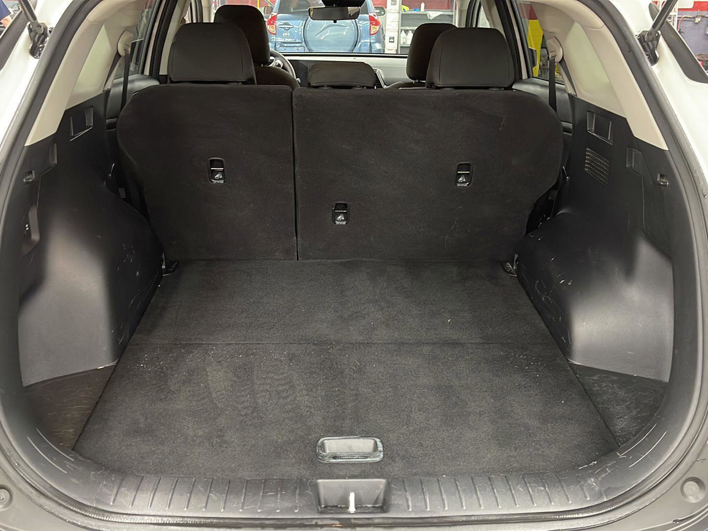 Used 2023 Kia Sportage LX image 21