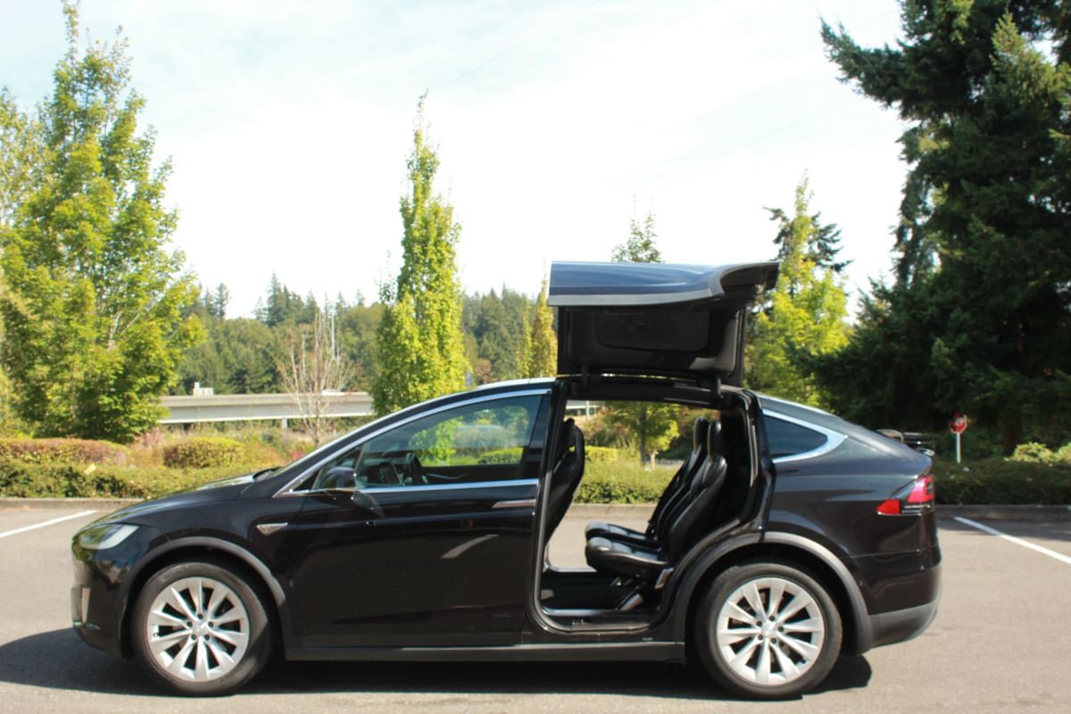 Used 2016 Tesla Model X 90D AWD/4WD image 16