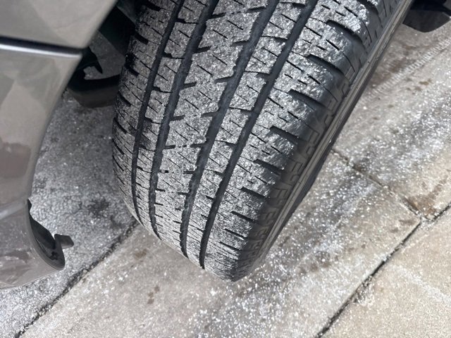 Used 2010 Ford Expedition Limited image 9