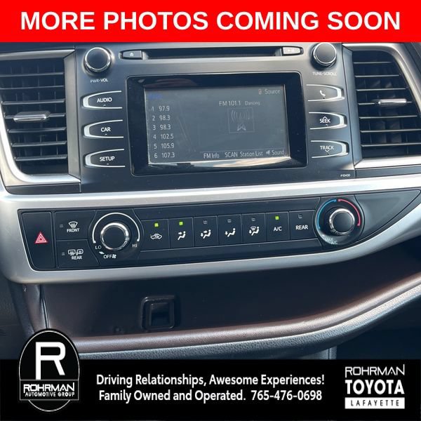 Used 2015 Toyota Highlander LE AWD/4WD image 10