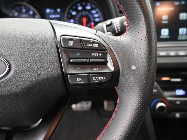 Used 2018 Hyundai Elantra Sport w/ Sport Premium Package 03 FWD image 28