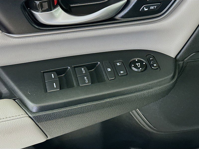 Used 2020 Honda CR-V Touring image 20