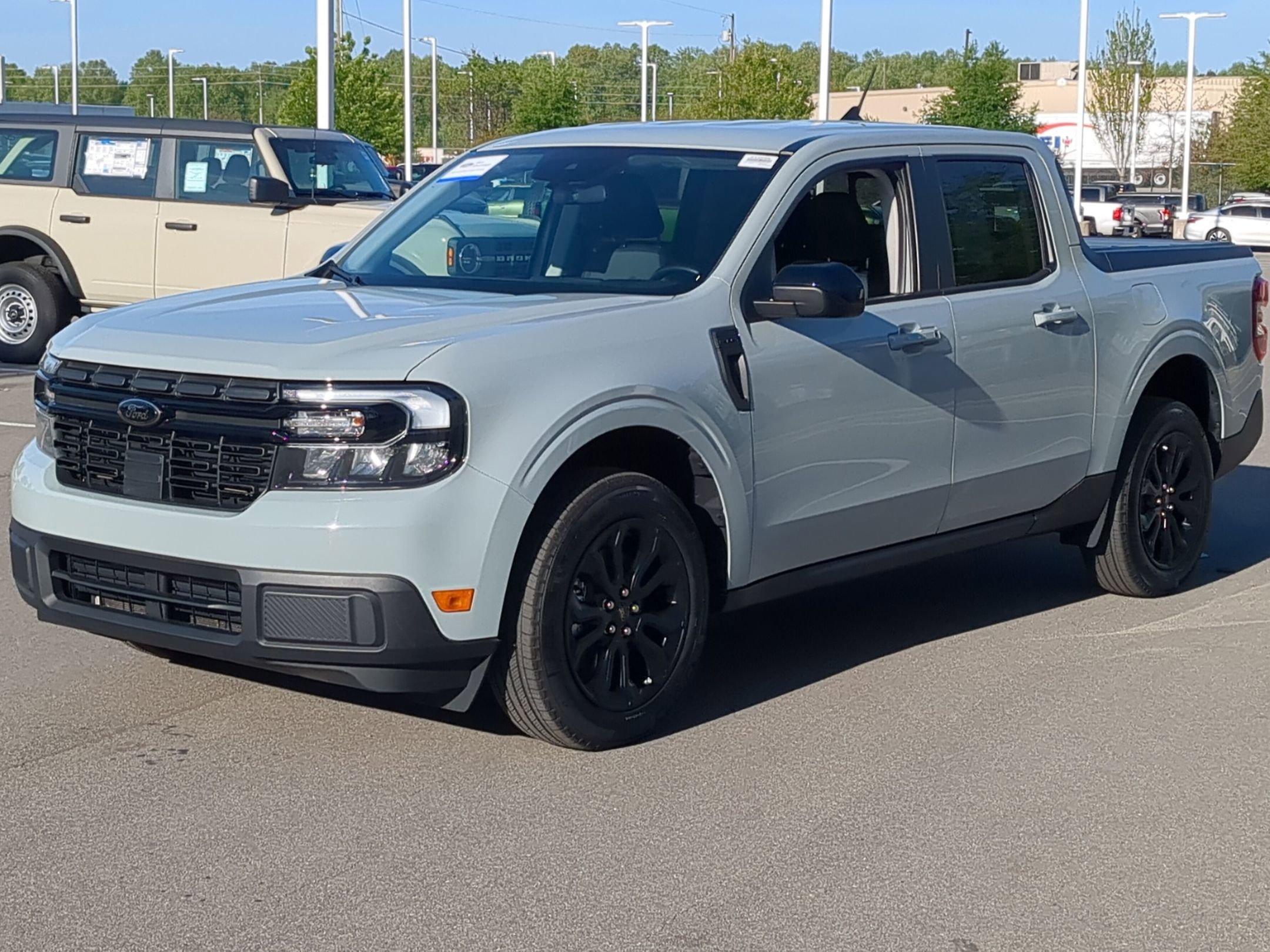 Used 2024 Ford Maverick Lariat w/ Black Appearance Package image 8