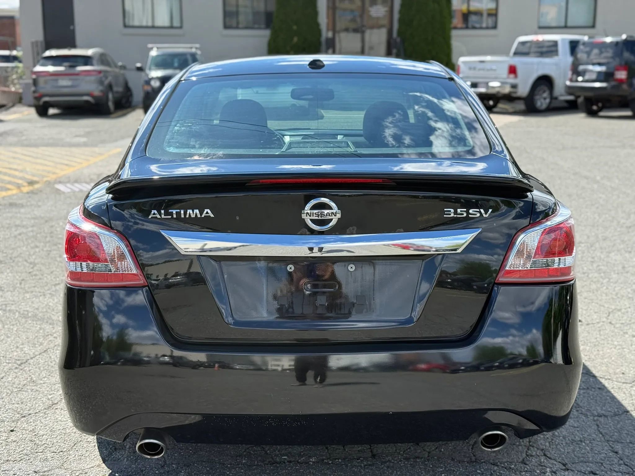 Used 2013 Nissan Altima 3.5 SV w/ Navigation Pkg FWD image 11