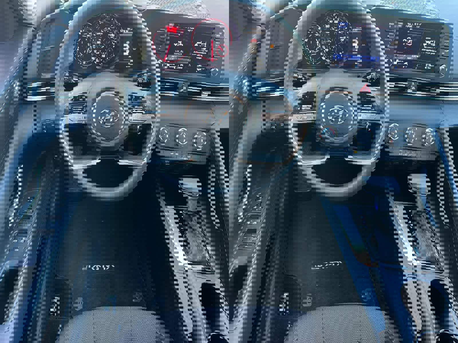 Certified 2023 Hyundai Elantra SE image 15