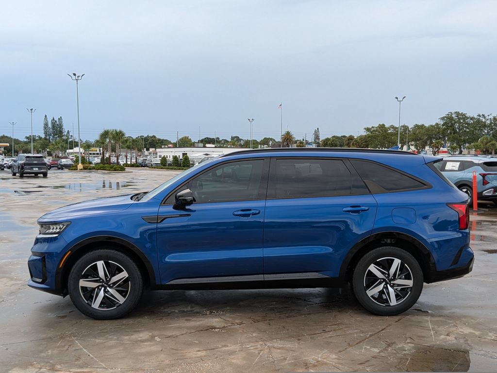 Certified 2023 Kia Sorento S FWD image 5