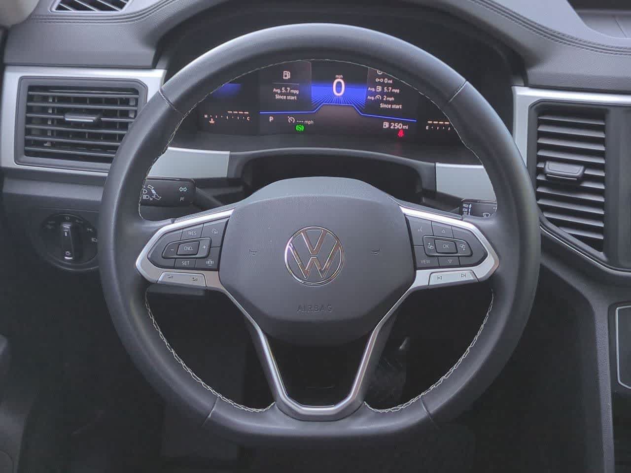 Used 2023 Volkswagen Atlas SE AWD/4WD image 21