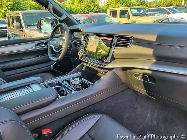 New 2026 Jeep Grand Wagoneer Limited w/ Premium Group II AWD/4WD image 30