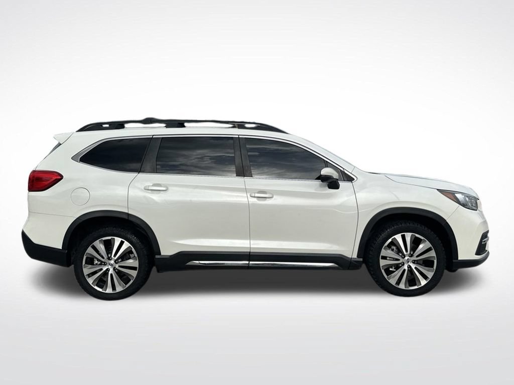 Used 2022 Subaru Ascent Limited AWD/4WD image 2