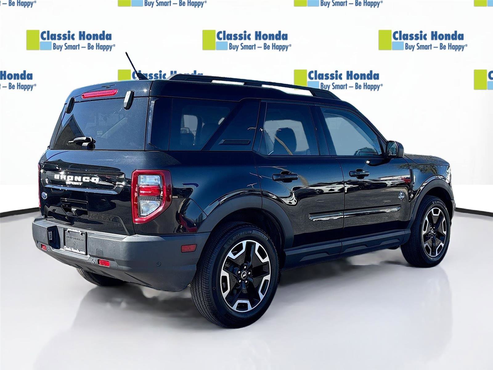 Used 2021 Ford Bronco Sport Outer Banks w/ Outer Banks Package (96D) image 8