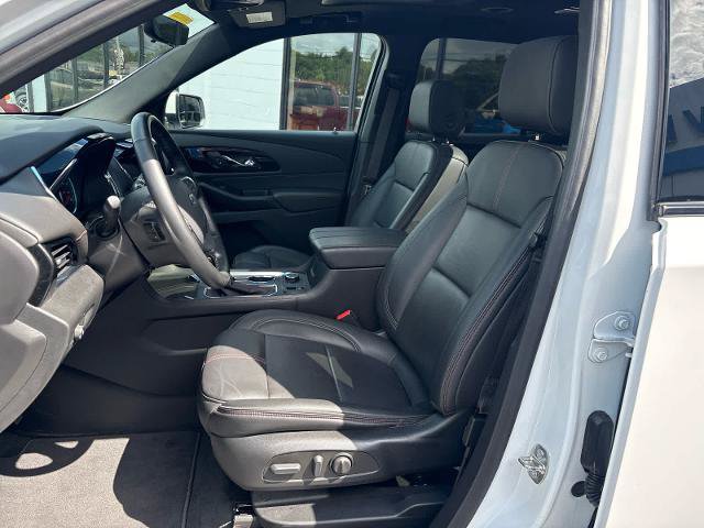 Used 2023 Chevrolet Traverse RS AWD/4WD image 12
