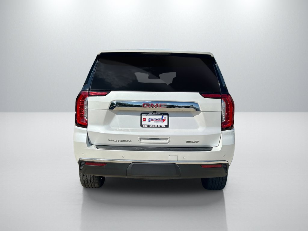 Used 2023 GMC Yukon SLT w/ SLT Premium Package AWD/4WD image 6